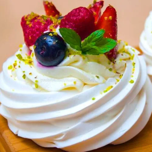 Mini Pavlova Clásica con Pistacho